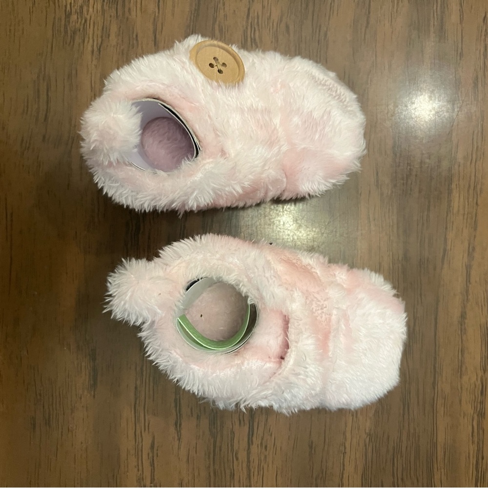 Infant booties - Picture 2 of 2